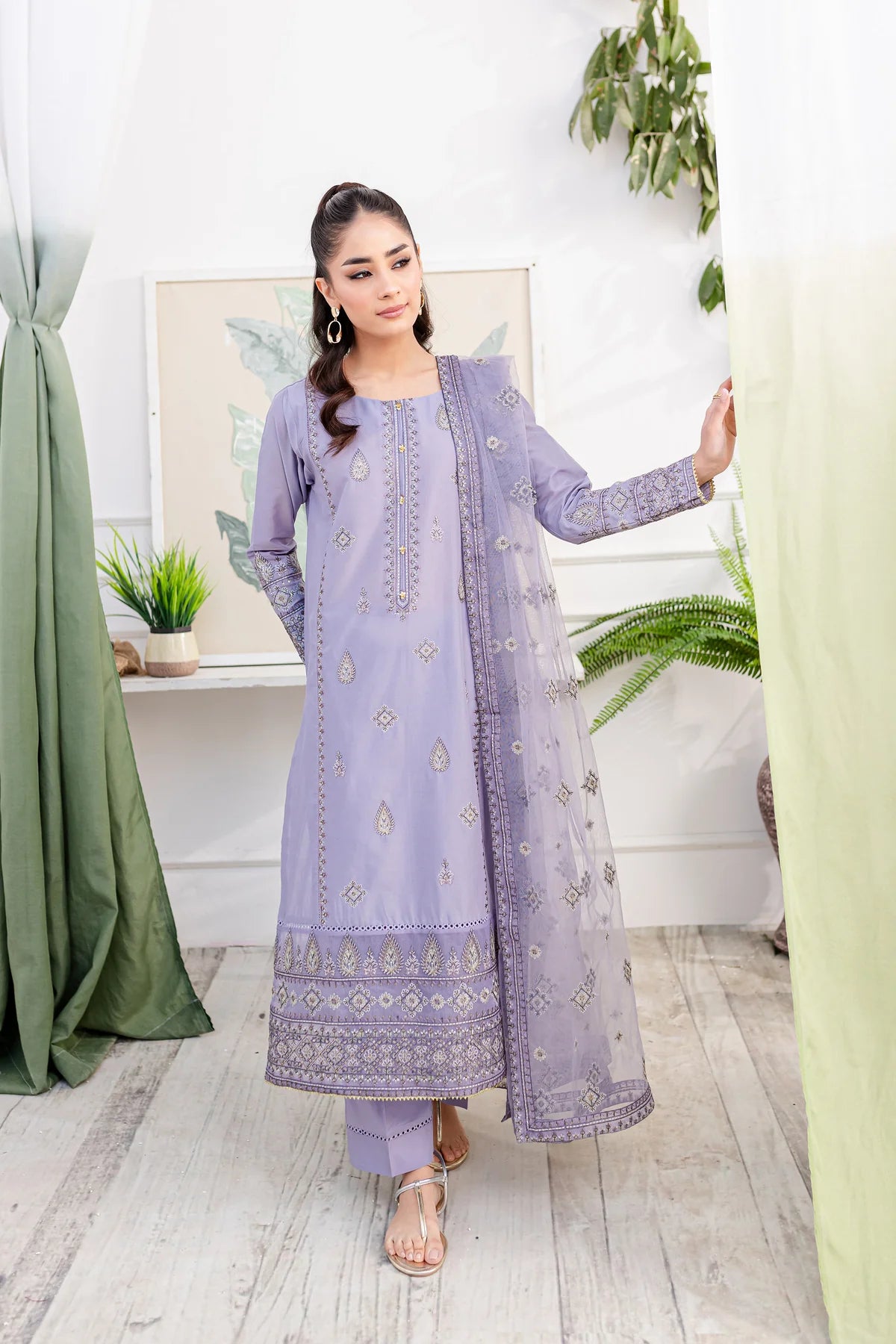 Rayna ,3pc - Embroidered Lawn Dress Rayna.002